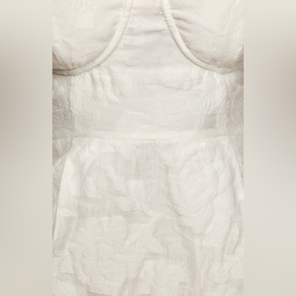 LULU’S From this Day White Floral Jacquard Strapless Midi Dress NWT SOLDOUT - Picture 5 of 7